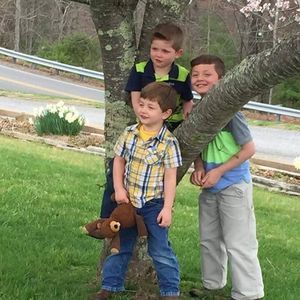 Meet your Posher, April